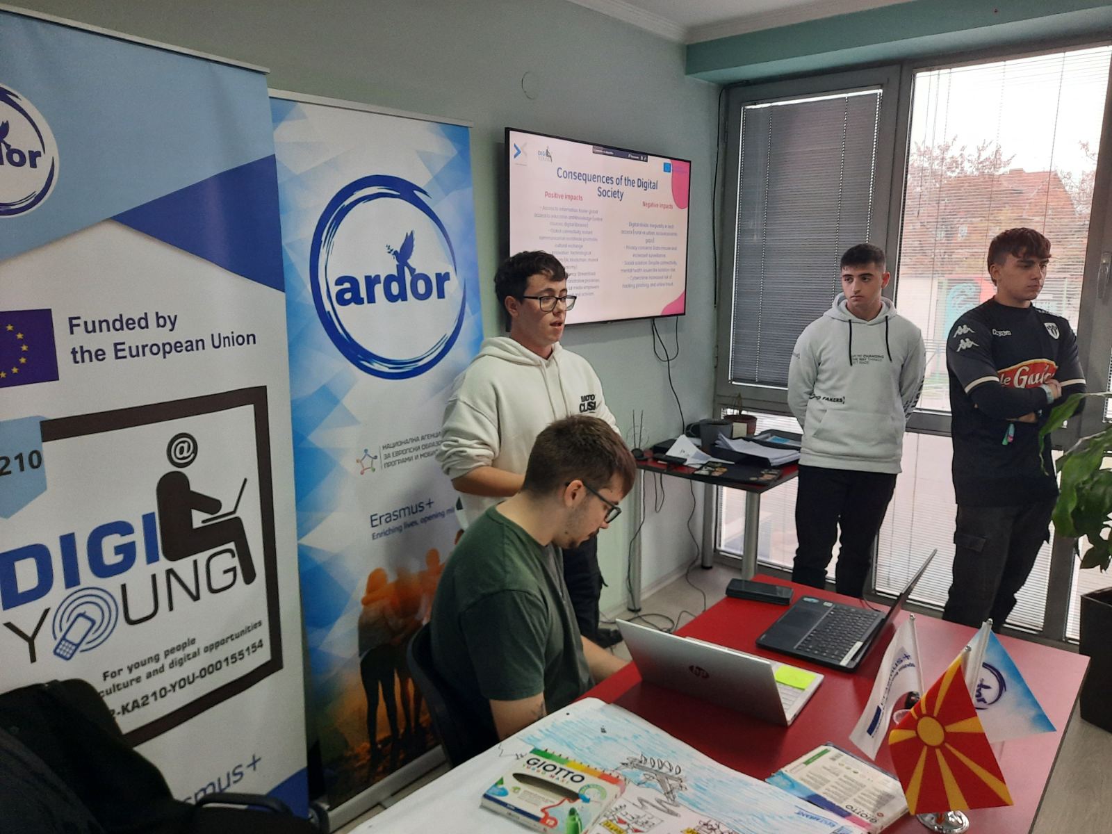 0 02 05 55c6c44f8238e0de87141485e1e470f0c79afded3086891d0a16e6e645fce66b 1a9f50b9c49c3257