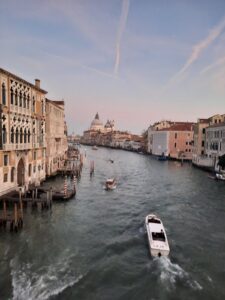 0 02 05 6b96e81ed652f330caf185d12468764784ca8723d04f07ecb639caca2402e49b b1765766fc239895