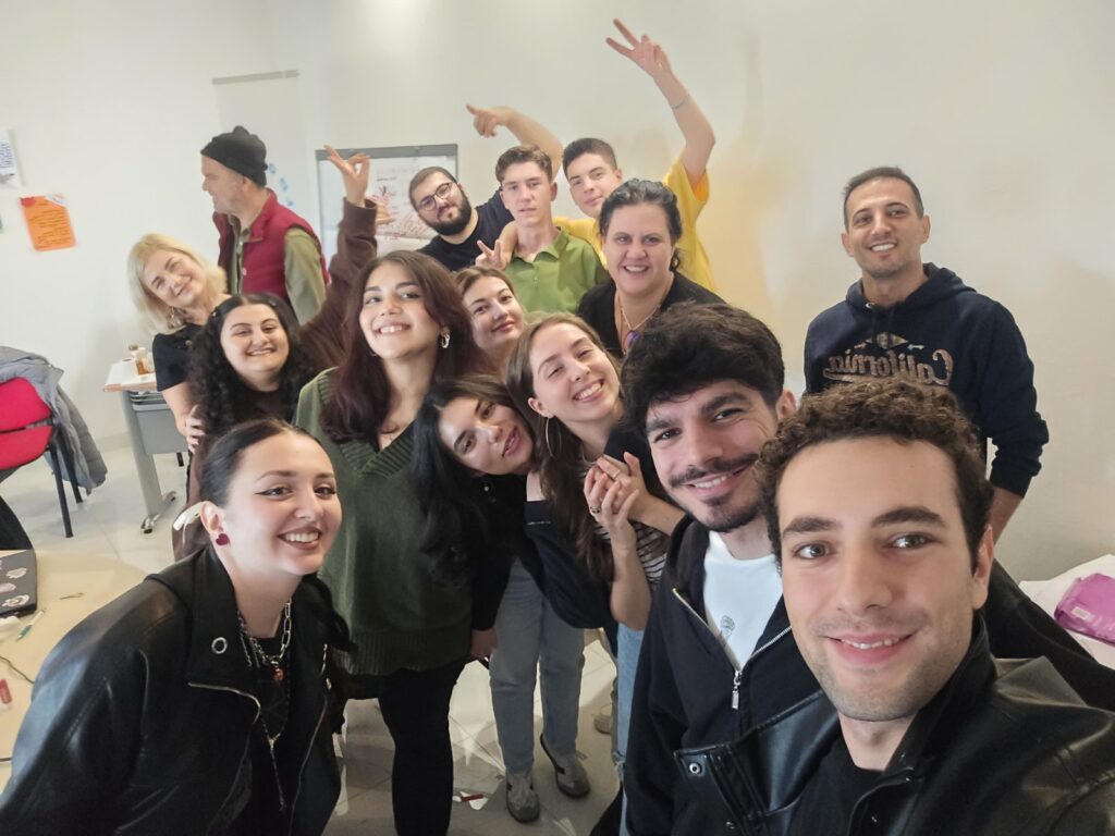 0 02 05 a27f9187116bb283977236e5633403a9a5a44adb280463e584fa61ed849d82b8 264fbefb86504a4c