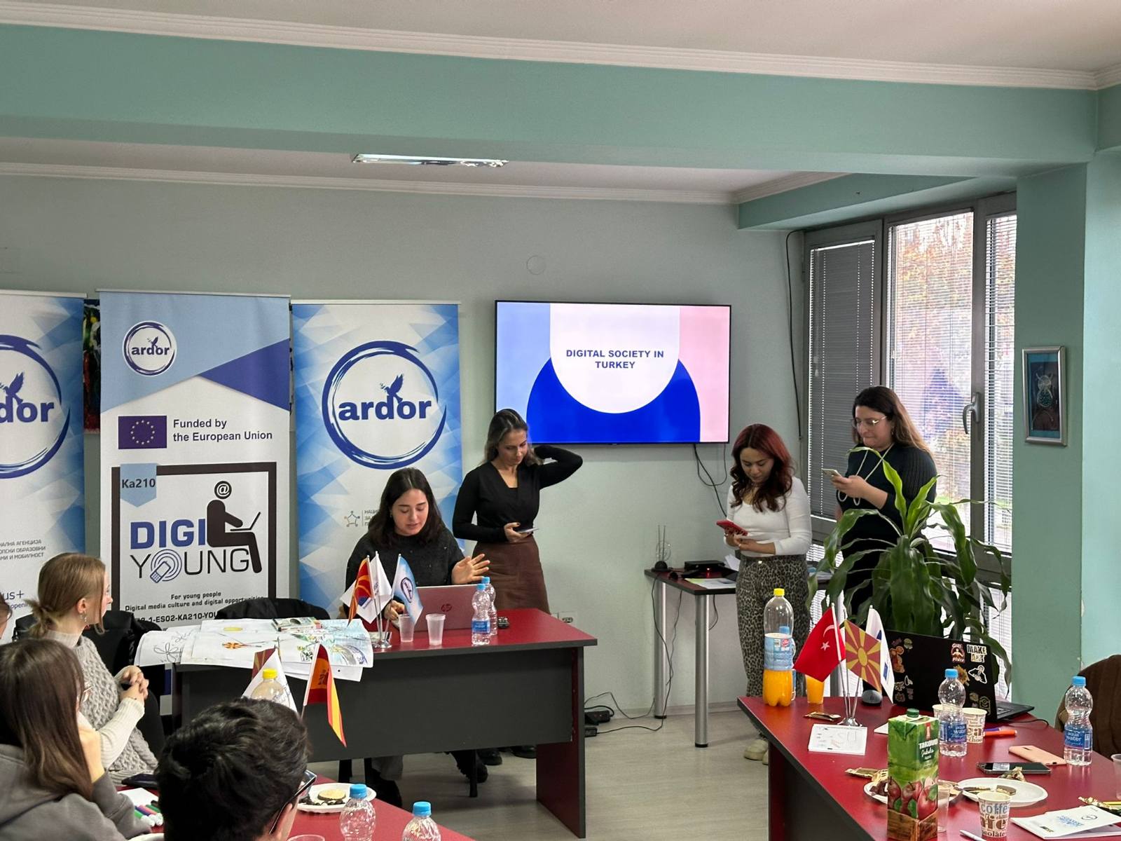 0 02 05 dd0c1dd5a72a4cb5e8117306348ae414754fc865b3203a40d829bb9097f56205 1dbbb61843587106